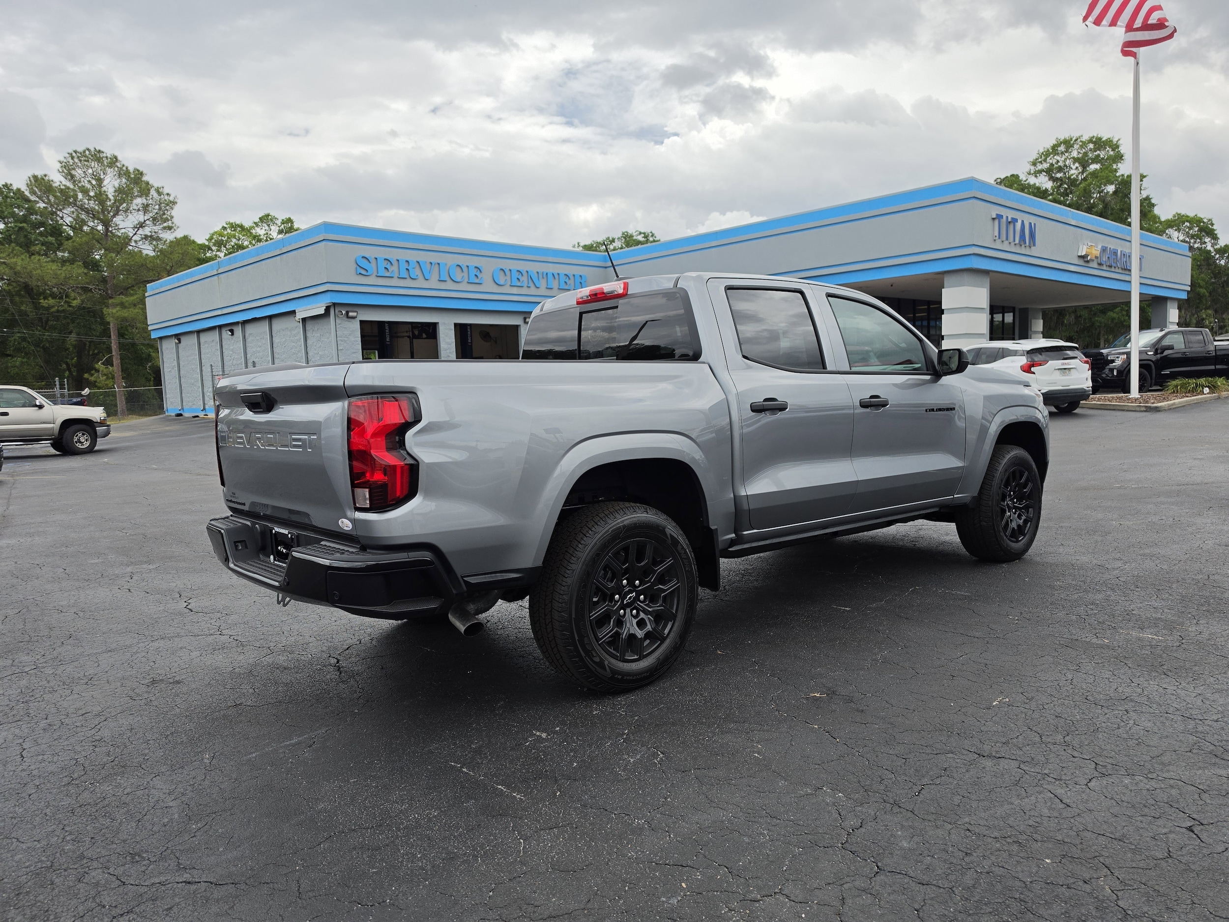 2026 Chevrolet Colorado Work Truck - Photo 4