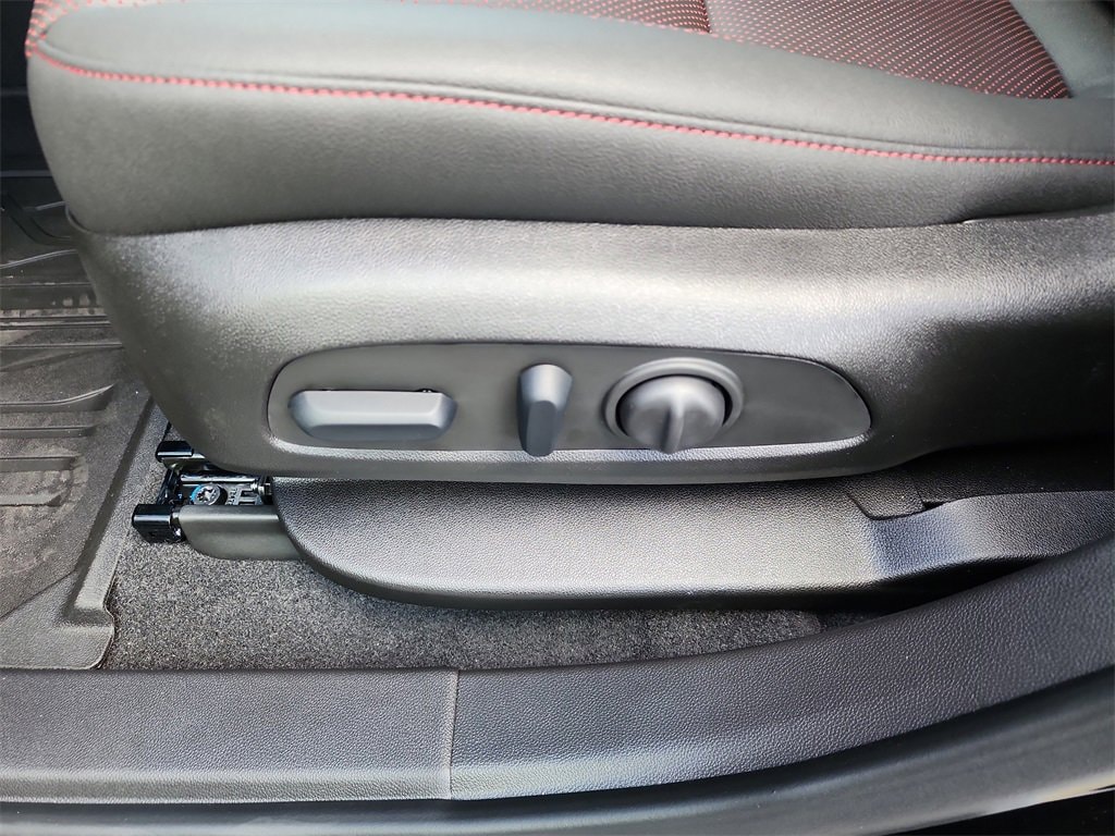 2025 Chevrolet Blazer RS - Photo 19