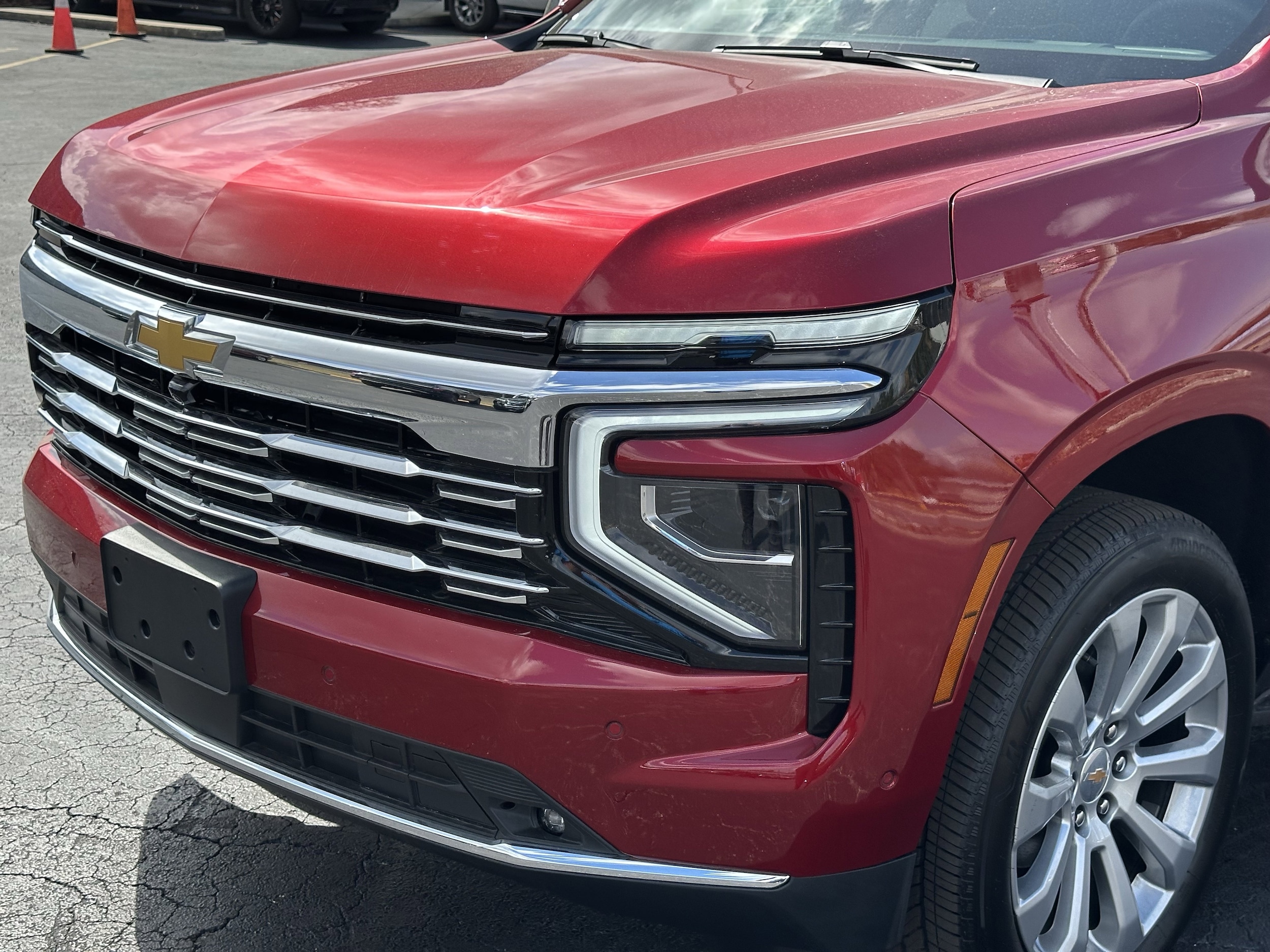 2025 Chevrolet Suburban Premier - Photo 9