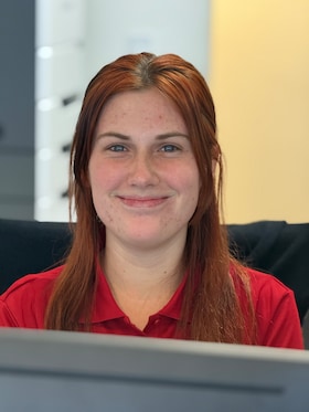 Staff member Rachel from ID_6cb769