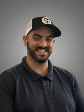 Staff member Dustin from ID_d6da43