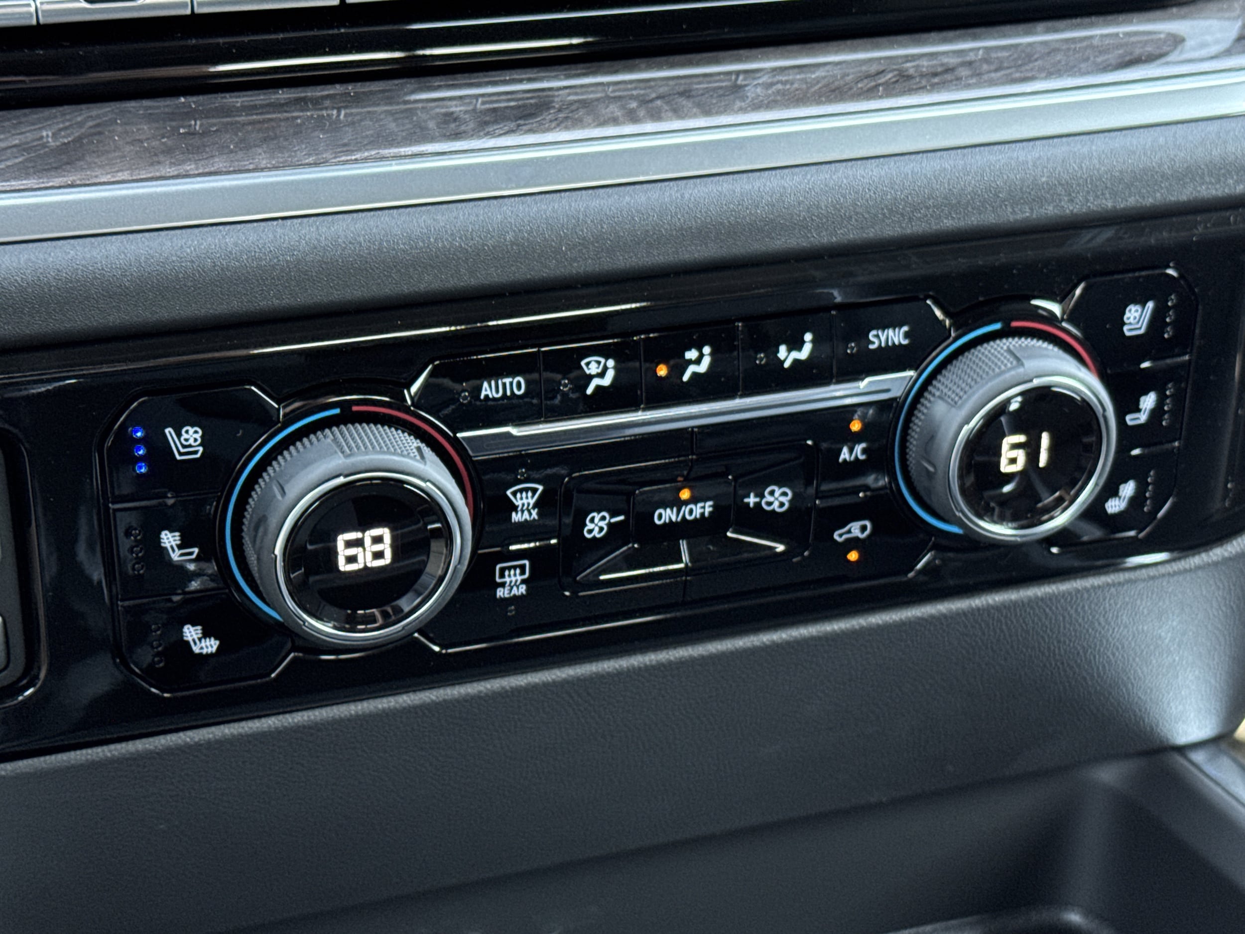 2026 Chevrolet Silverado 2500 HD LTZ - Photo 34
