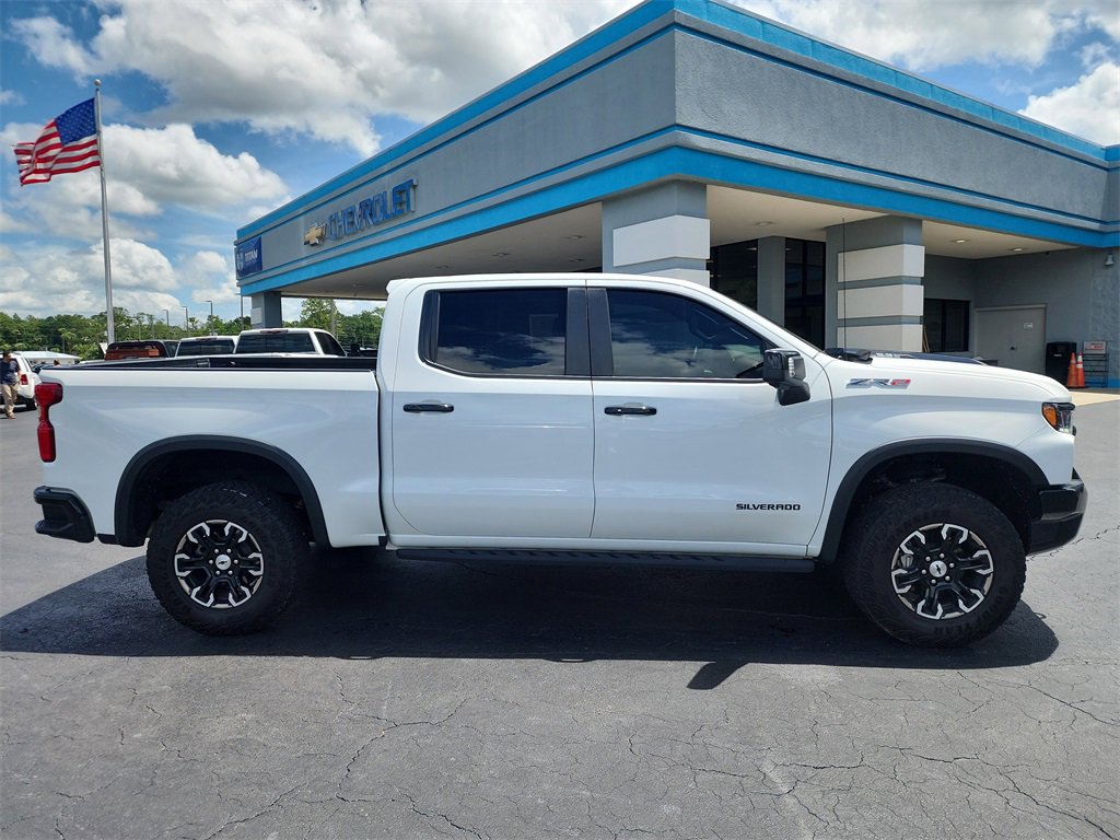 2023 Chevrolet Silverado 1500 ZR2 photo 3