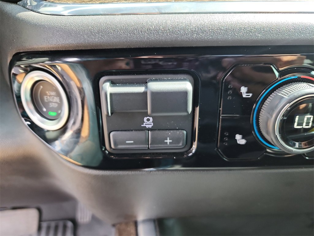 2025 Chevrolet Silverado 3500HD LT - Photo 23