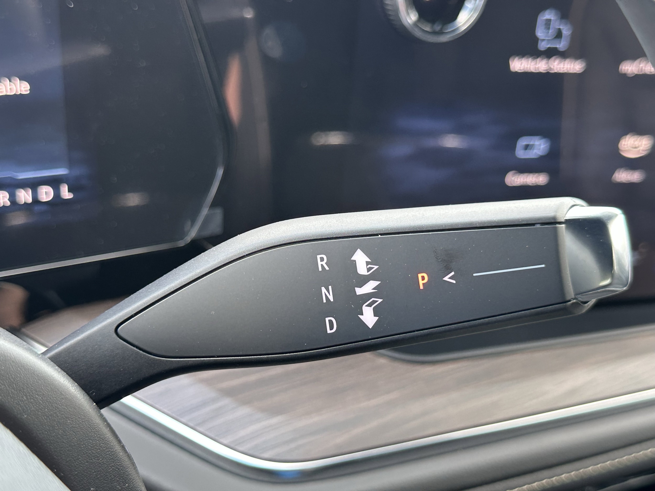 2025 Chevrolet Suburban Premier - Photo 33