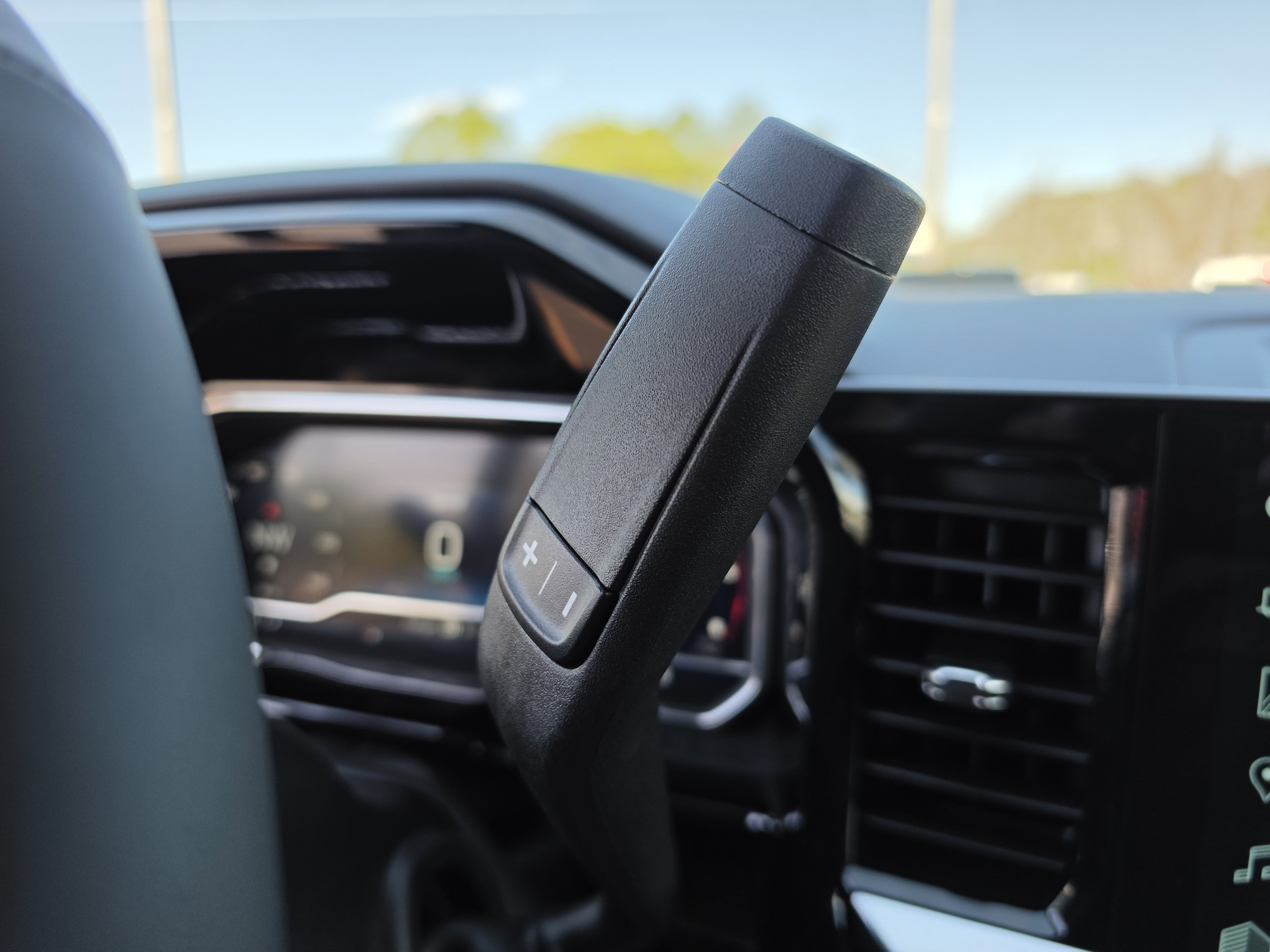 2025 Chevrolet Silverado 3500 HD LTZ - Photo 29