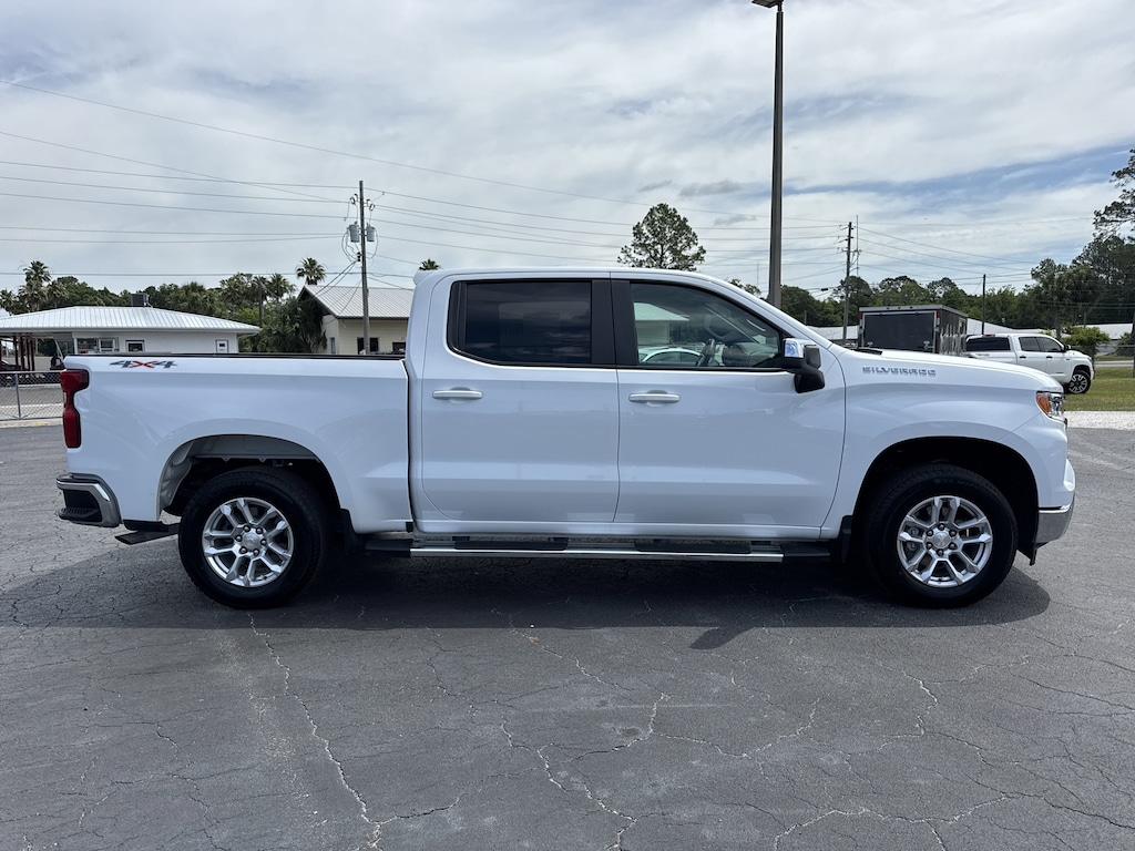 New 2023 Chevrolet Silverado 1500 LT Truck