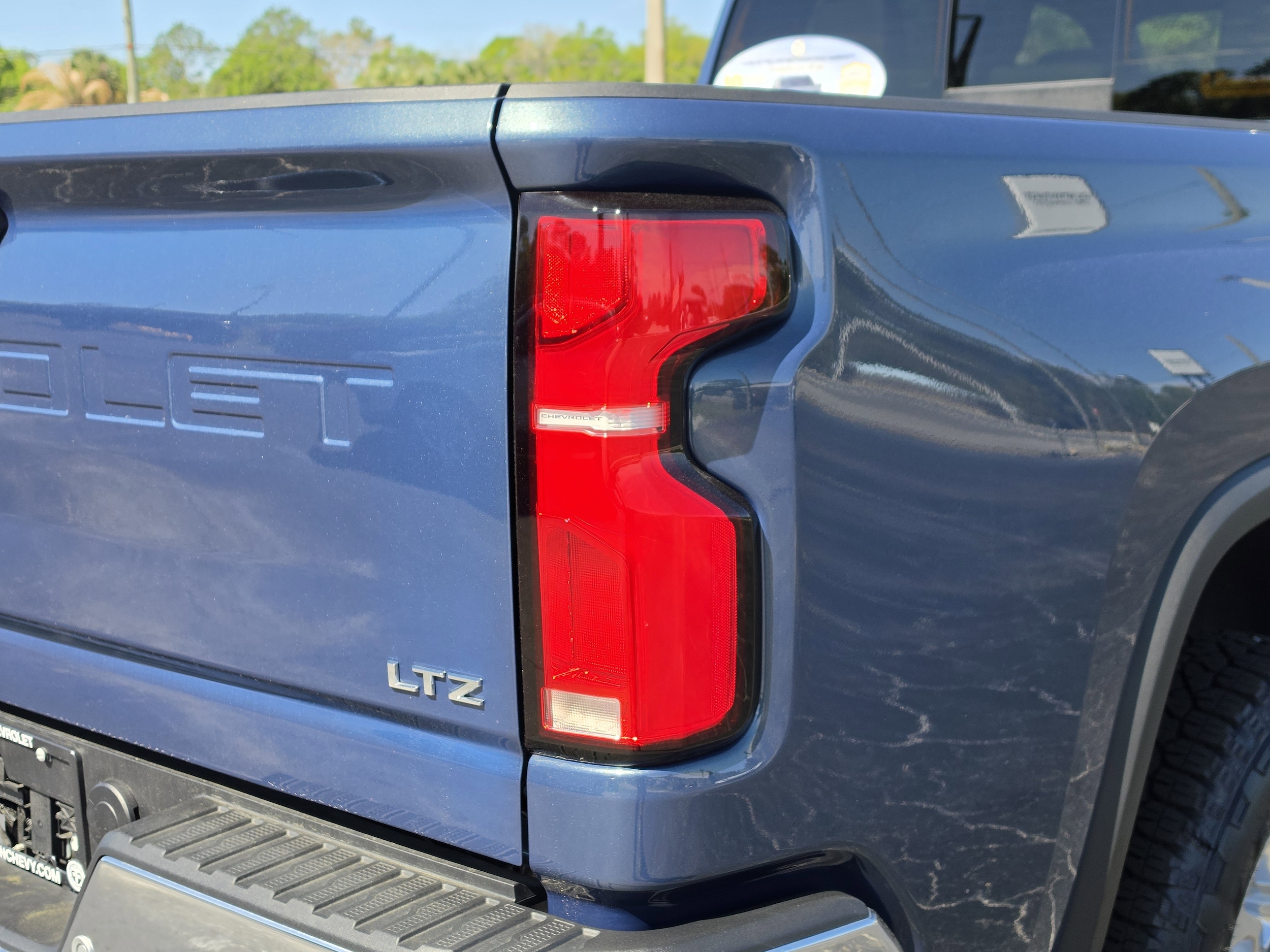 2025 Chevrolet Silverado 3500 HD LTZ - Photo 10