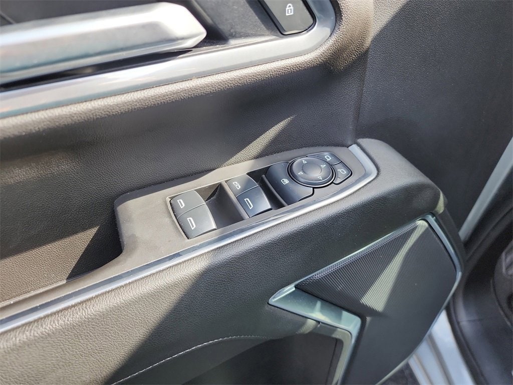 2025 Chevrolet Silverado 3500HD LT - Photo 16