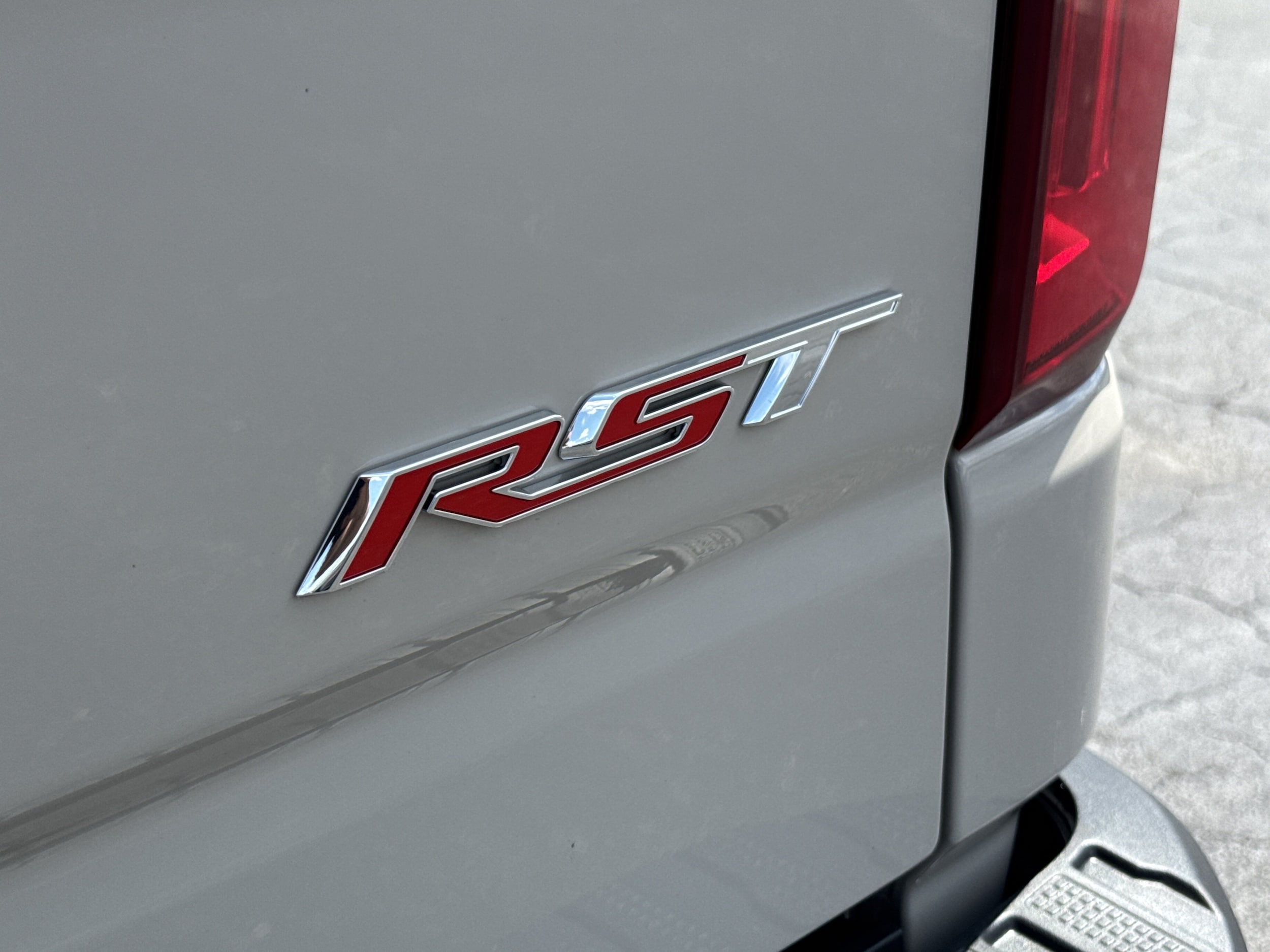 2026 Chevrolet Silverado 1500 RST - Photo 13