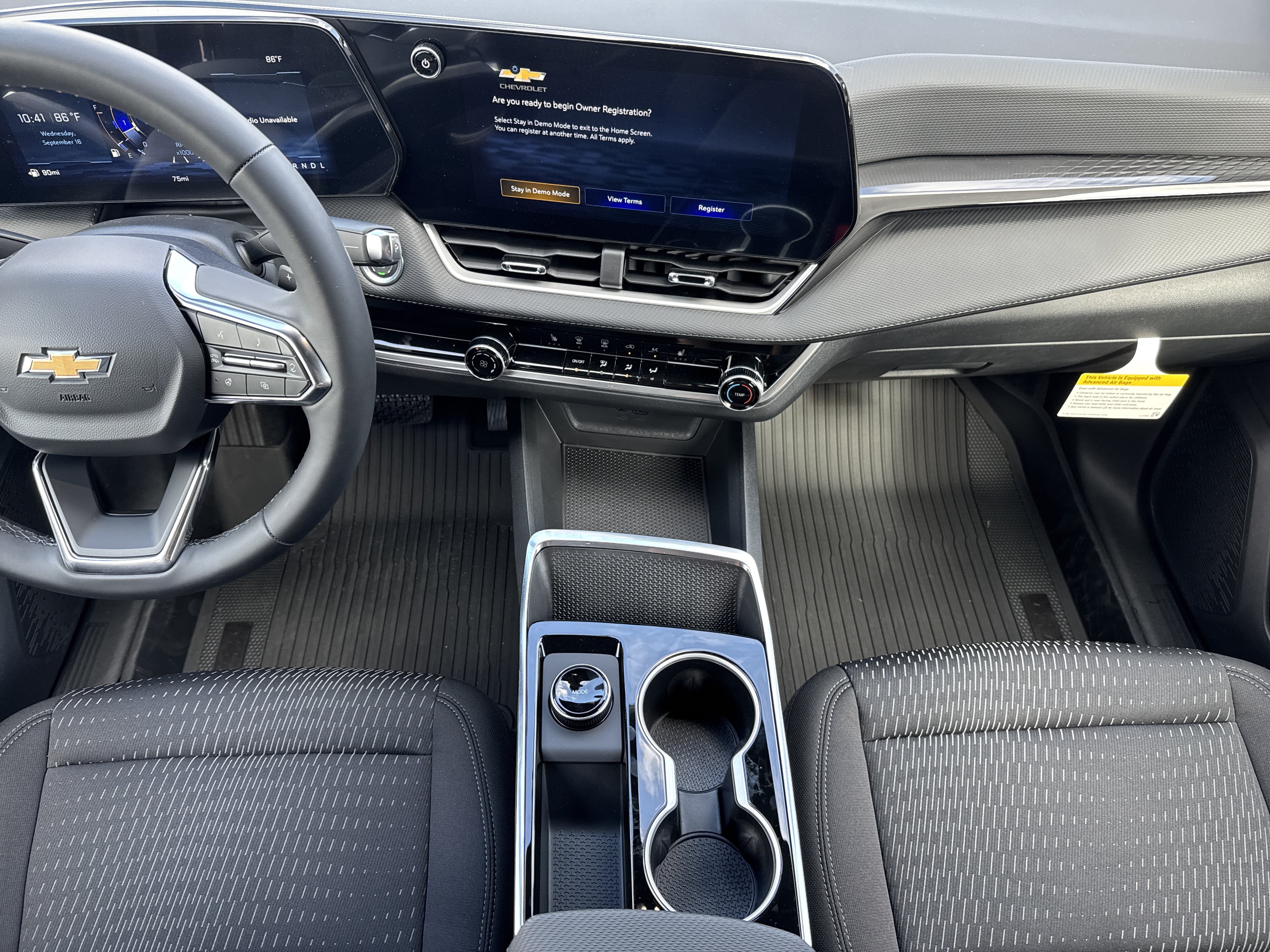 2027 Chevrolet Equinox LT - Photo 18