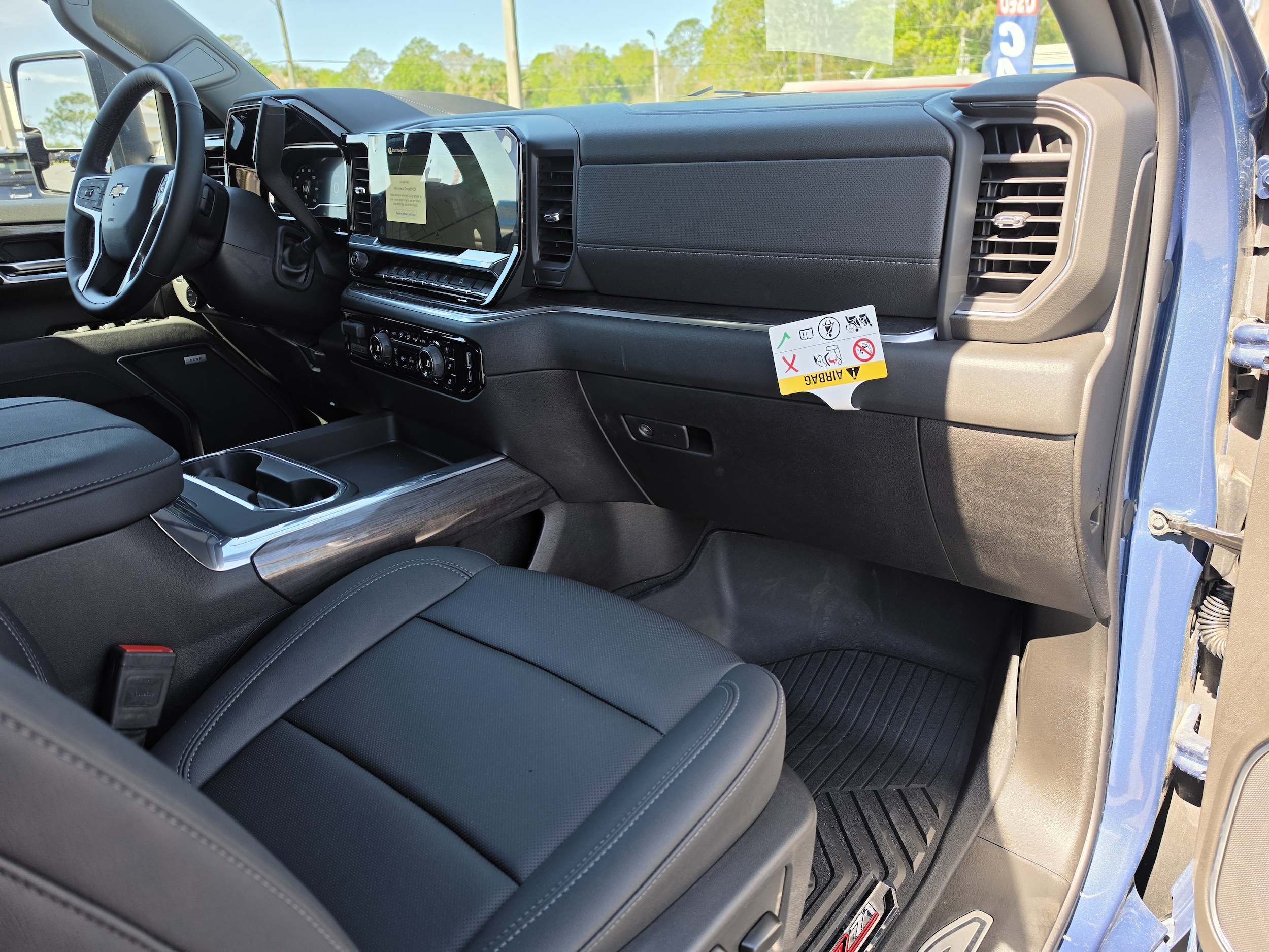 2025 Chevrolet Silverado 3500 HD LTZ - Photo 13