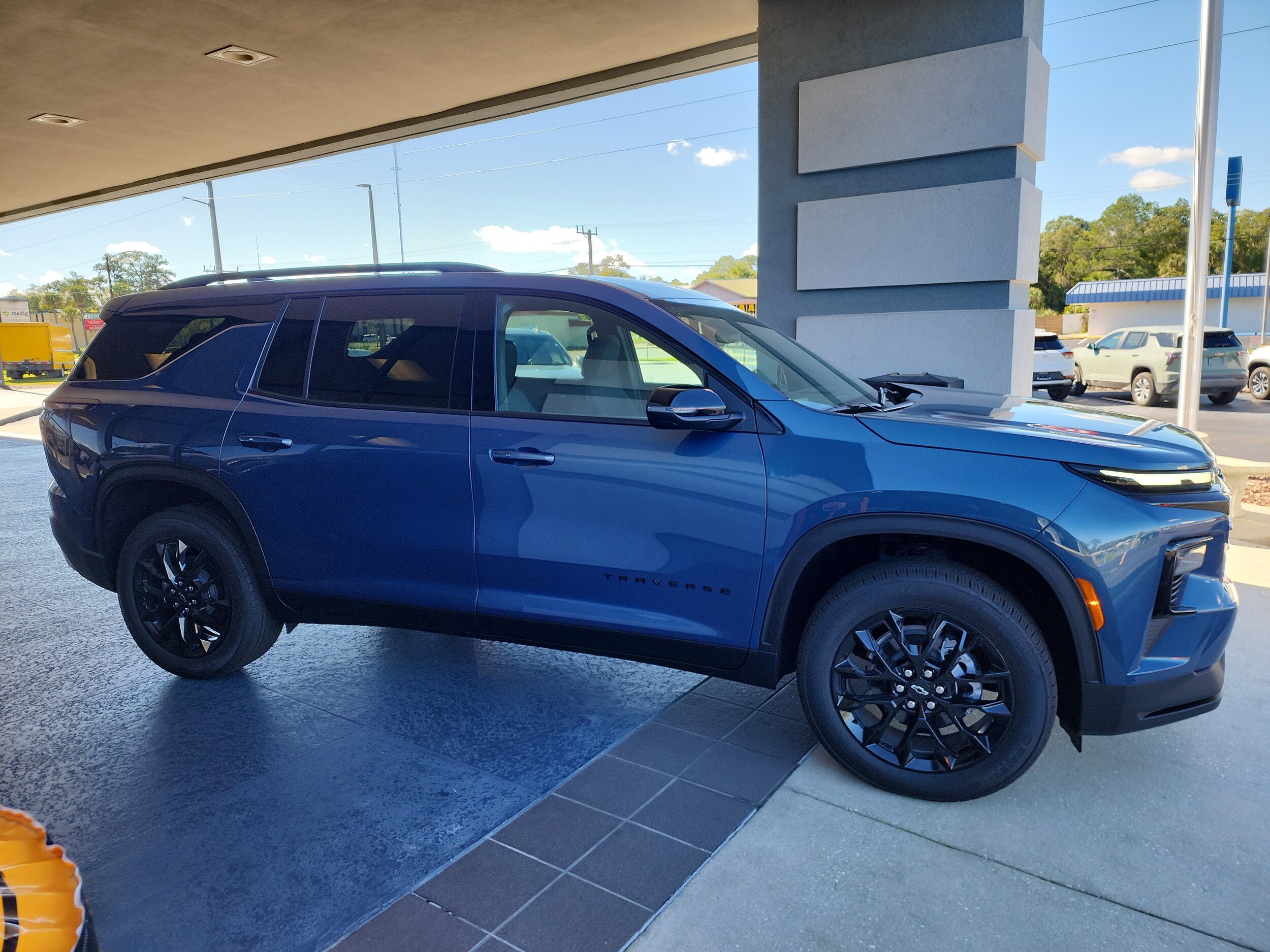 2026 Chevrolet Traverse photo 3