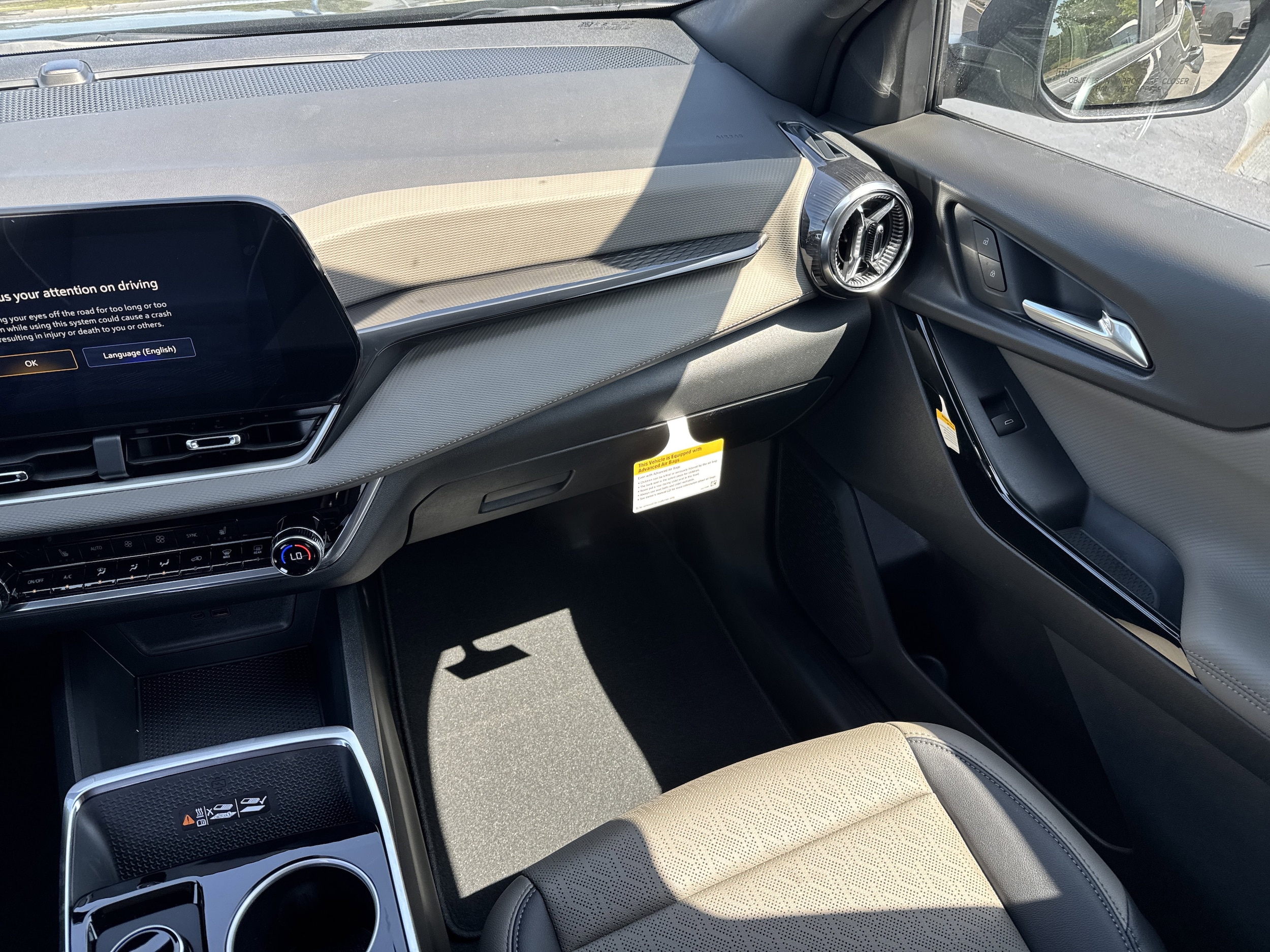 2026 Chevrolet Equinox LT - Photo 17