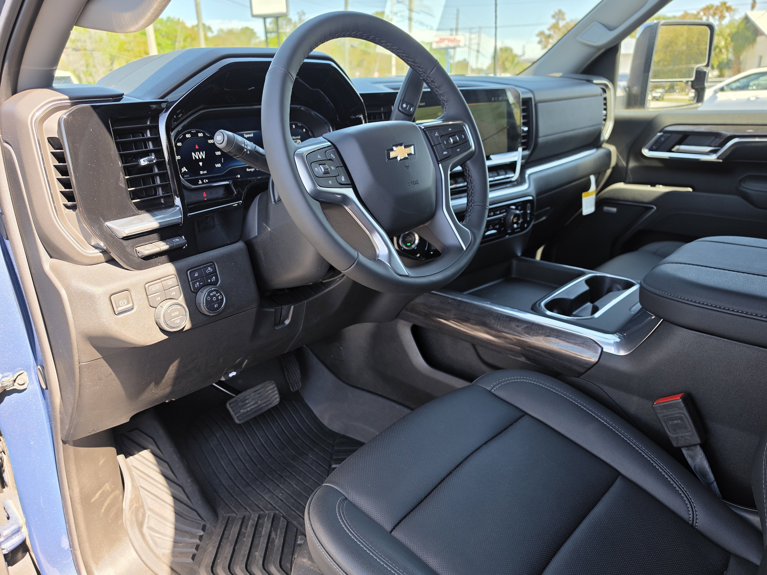 2025 Chevrolet Silverado 3500 HD LTZ - Photo 19