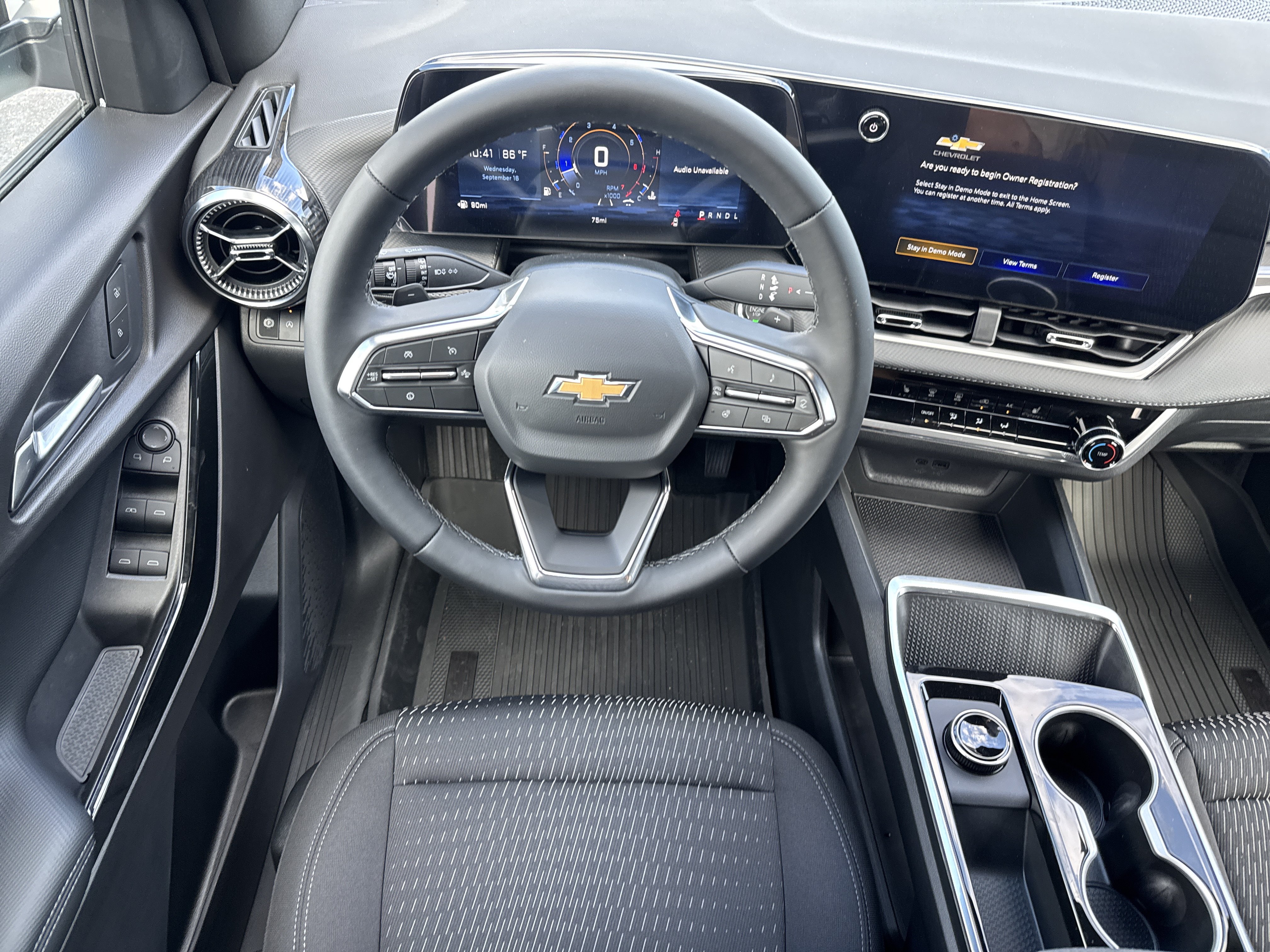 2027 Chevrolet Equinox LT - Photo 17