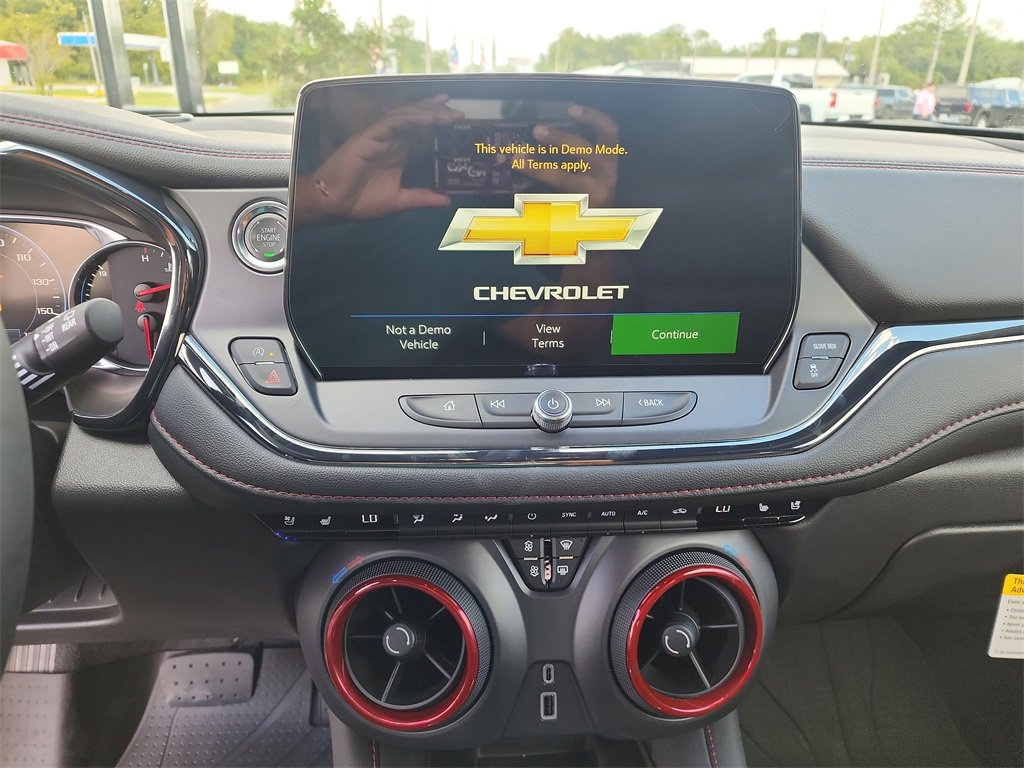2025 Chevrolet Blazer RS - Photo 21