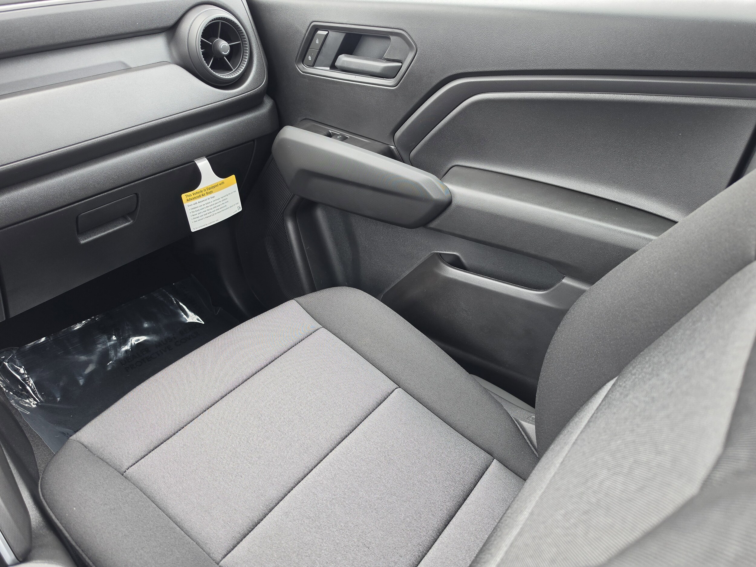 2026 Chevrolet Colorado Work Truck - Photo 17