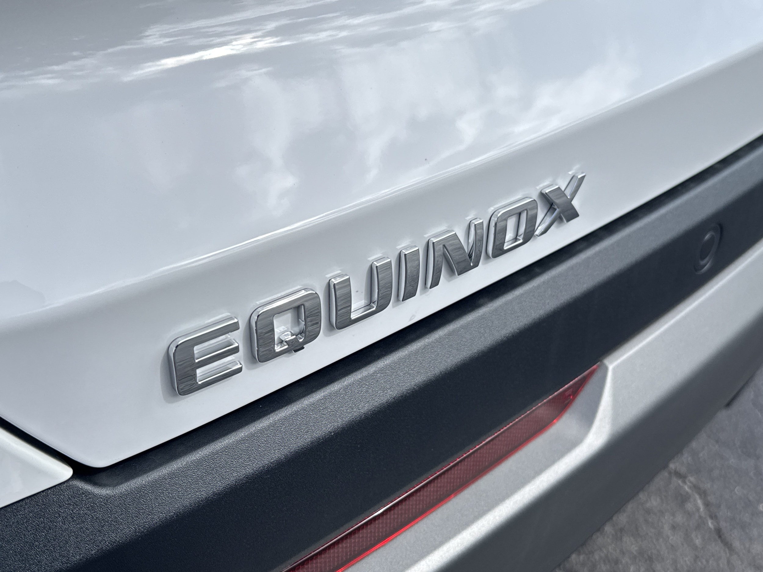2027 Chevrolet Equinox LT - Photo 15