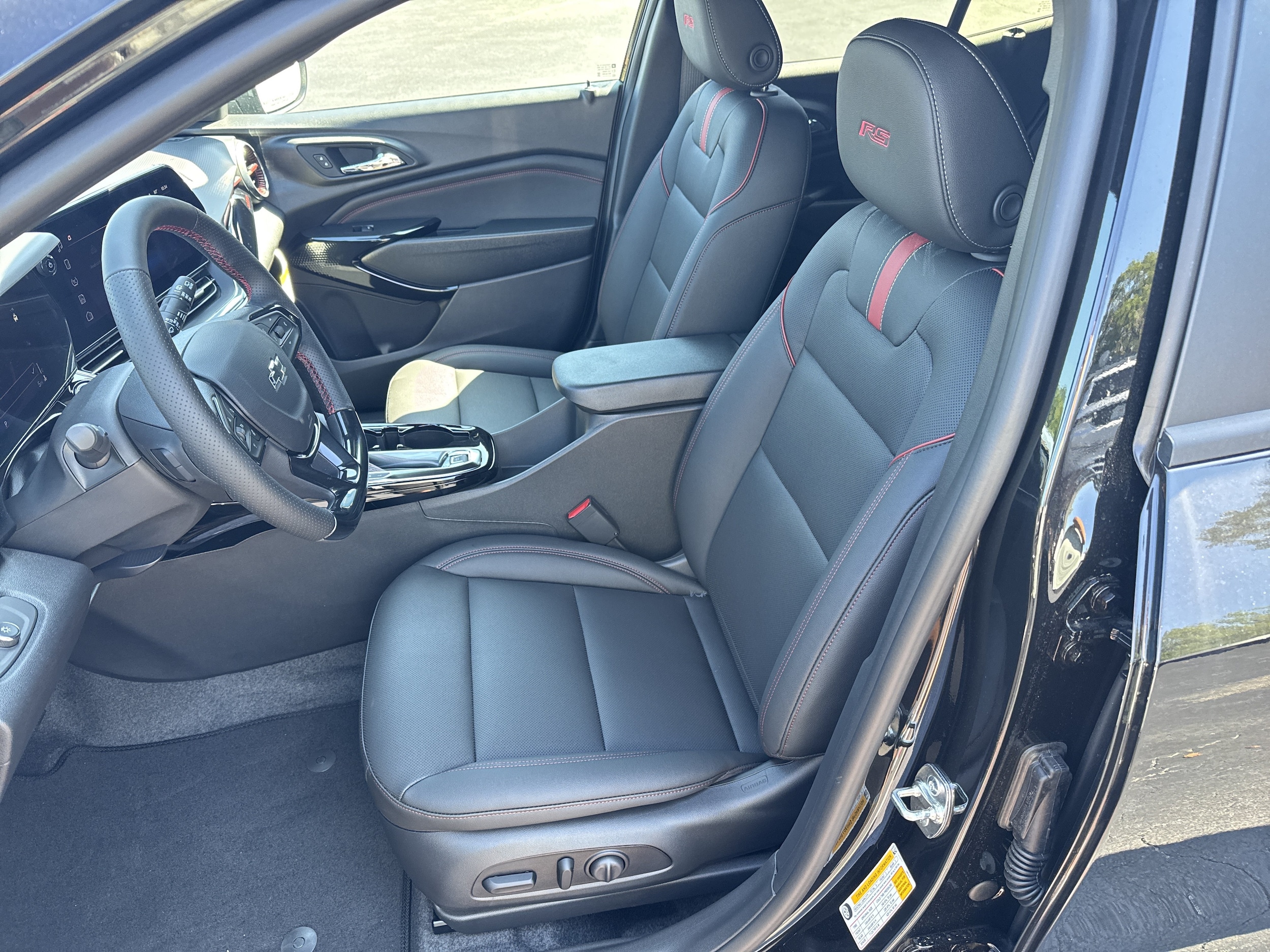 2026 Chevrolet Trax RS - Photo 23