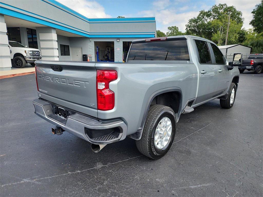 2025 Chevrolet Silverado 3500HD LT photo 4