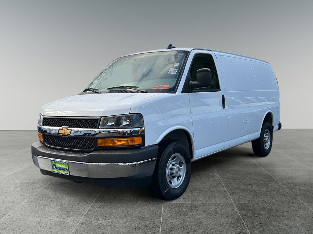 2024 Chevrolet Express 2500 Work Van Cargo photo 3