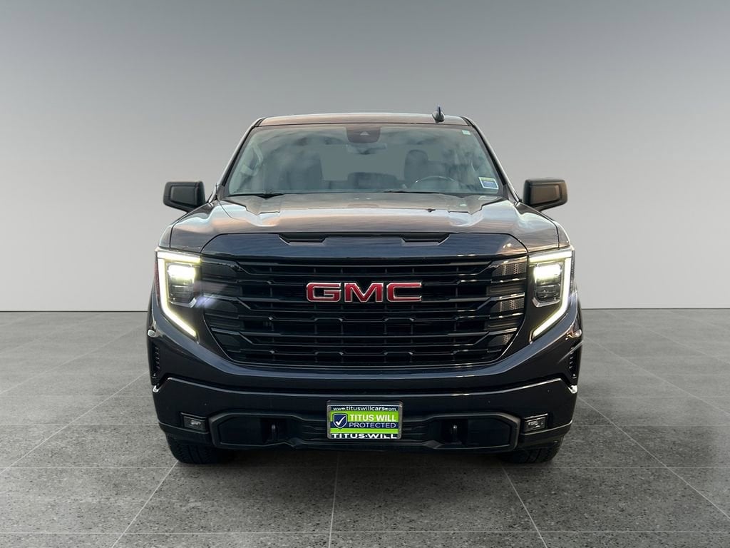 Used 2022 GMC Sierra 1500 Elevation with VIN 3GTUUCED8NG623517 for sale in Tacoma, WA