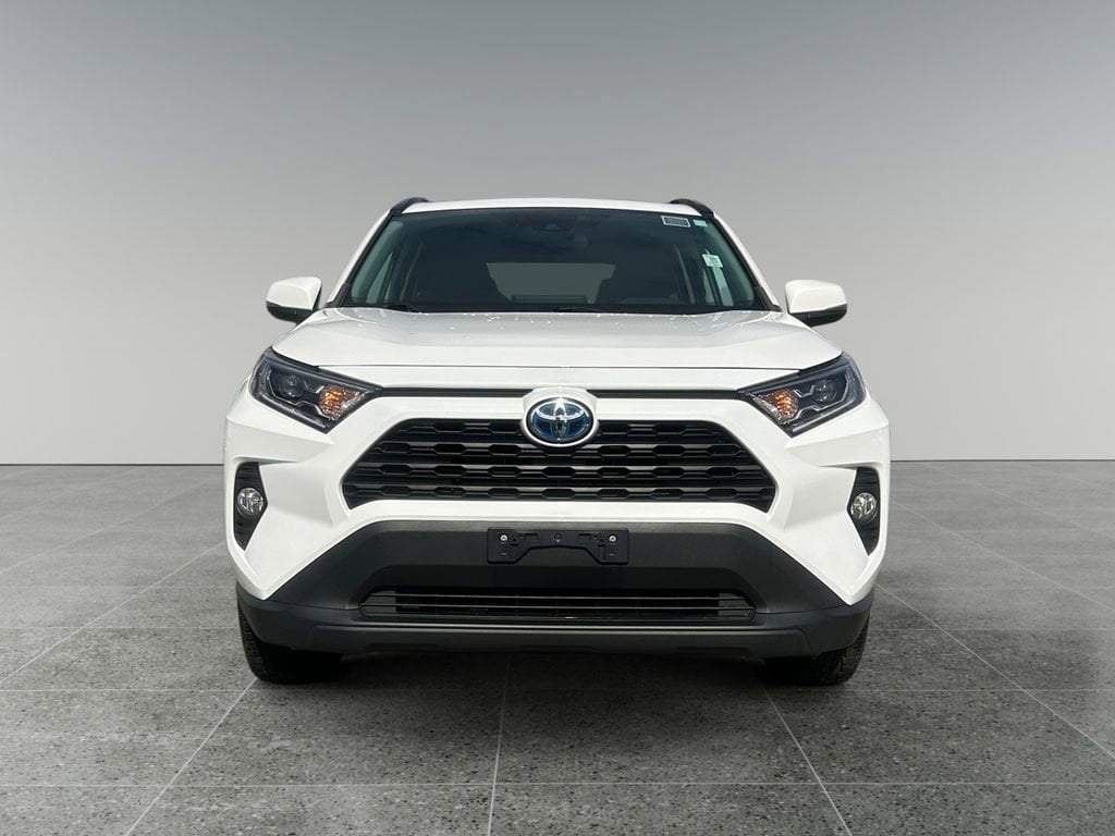 Used 2020 Toyota RAV4 XLE with VIN 2T3R6RFV1LW001042 for sale in Tacoma, WA