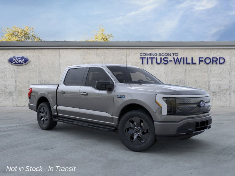 2025 Ford F-150 Lightning Flash's photo