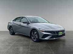 2025 Hyundai Elantra SEL Sport 4dr Car
