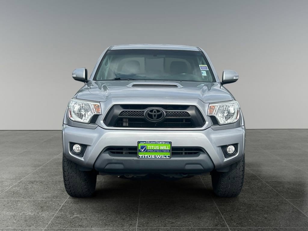 Used 2015 Toyota Tacoma Base with VIN 3TMLU4EN3FM182960 for sale in Tacoma, WA