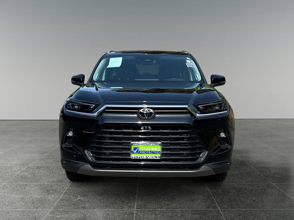 Used 2024 Toyota Grand Highlander Platinum with VIN 5TDAAAB53RS012685 for sale in Tacoma, WA