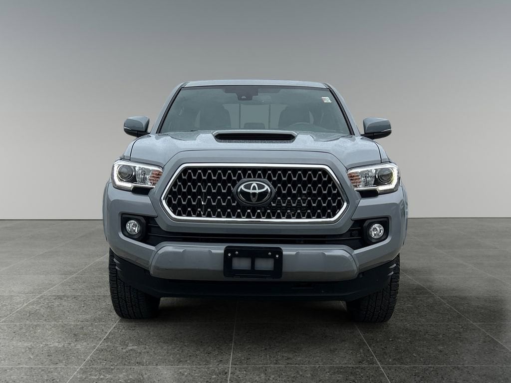 Used 2019 Toyota Tacoma TRD Sport with VIN 5TFDZ5BN4KX045787 for sale in Tacoma, WA