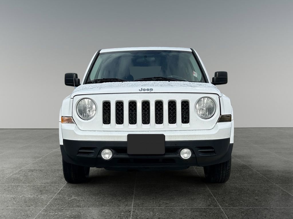 Used 2014 Jeep Patriot Latitude with VIN 1C4NJPFA3ED624466 for sale in Tacoma, WA