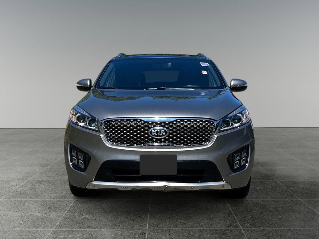 Used 2016 Kia Sorento Limited with VIN 5XYPKDA10GG001323 for sale in Tacoma, WA