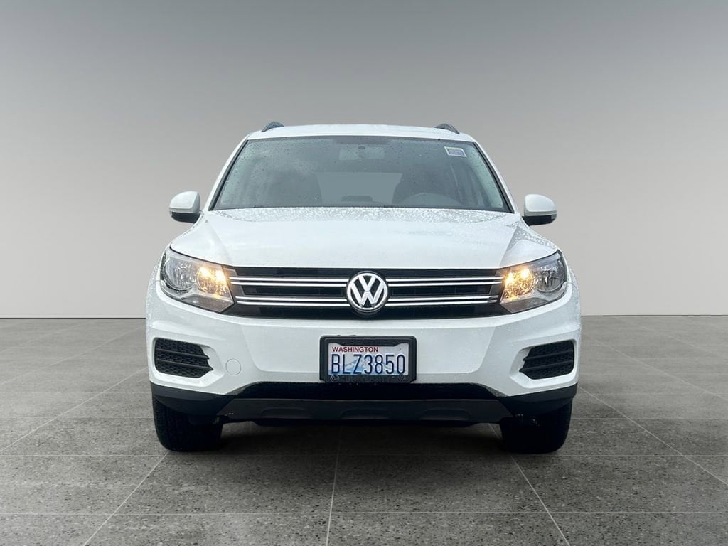 Used 2018 Volkswagen Tiguan Limited Base with VIN WVGBV7AX9JK003706 for sale in Tacoma, WA