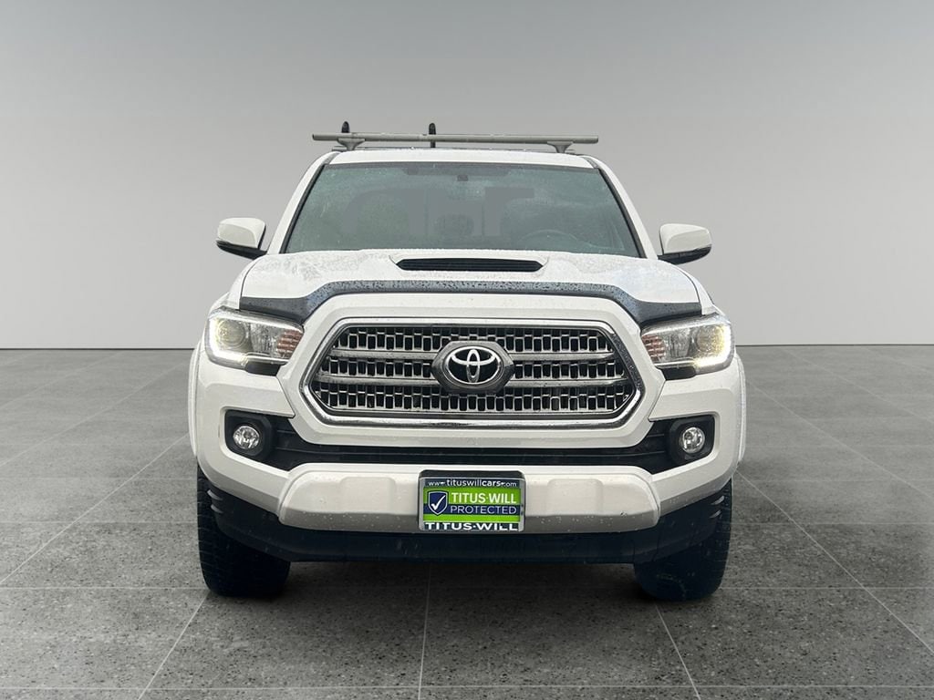 Used 2017 Toyota Tacoma TRD Sport with VIN 5TFCZ5AN0HX096094 for sale in Tacoma, WA