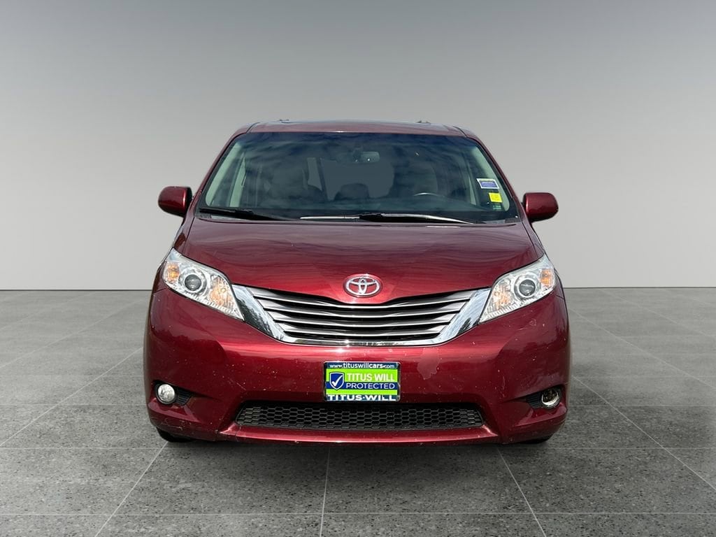 Used 2016 Toyota Sienna XLE Premium with VIN 5TDYK3DC5GS721781 for sale in Tacoma, WA