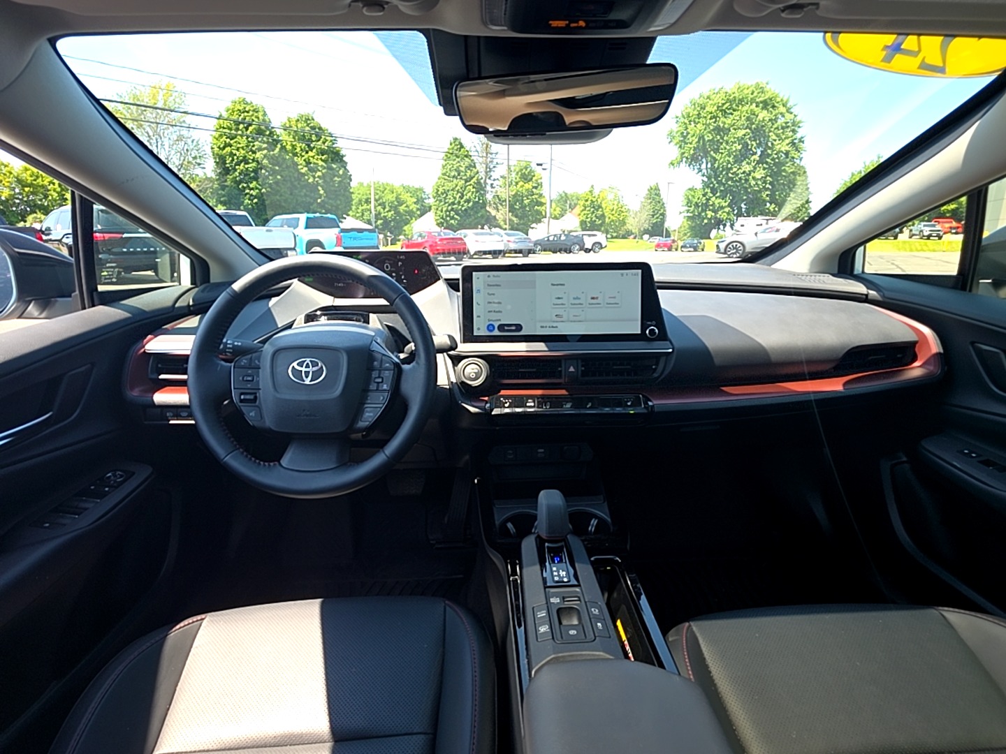 2024 Toyota Prius Prime XSE - Photo 15