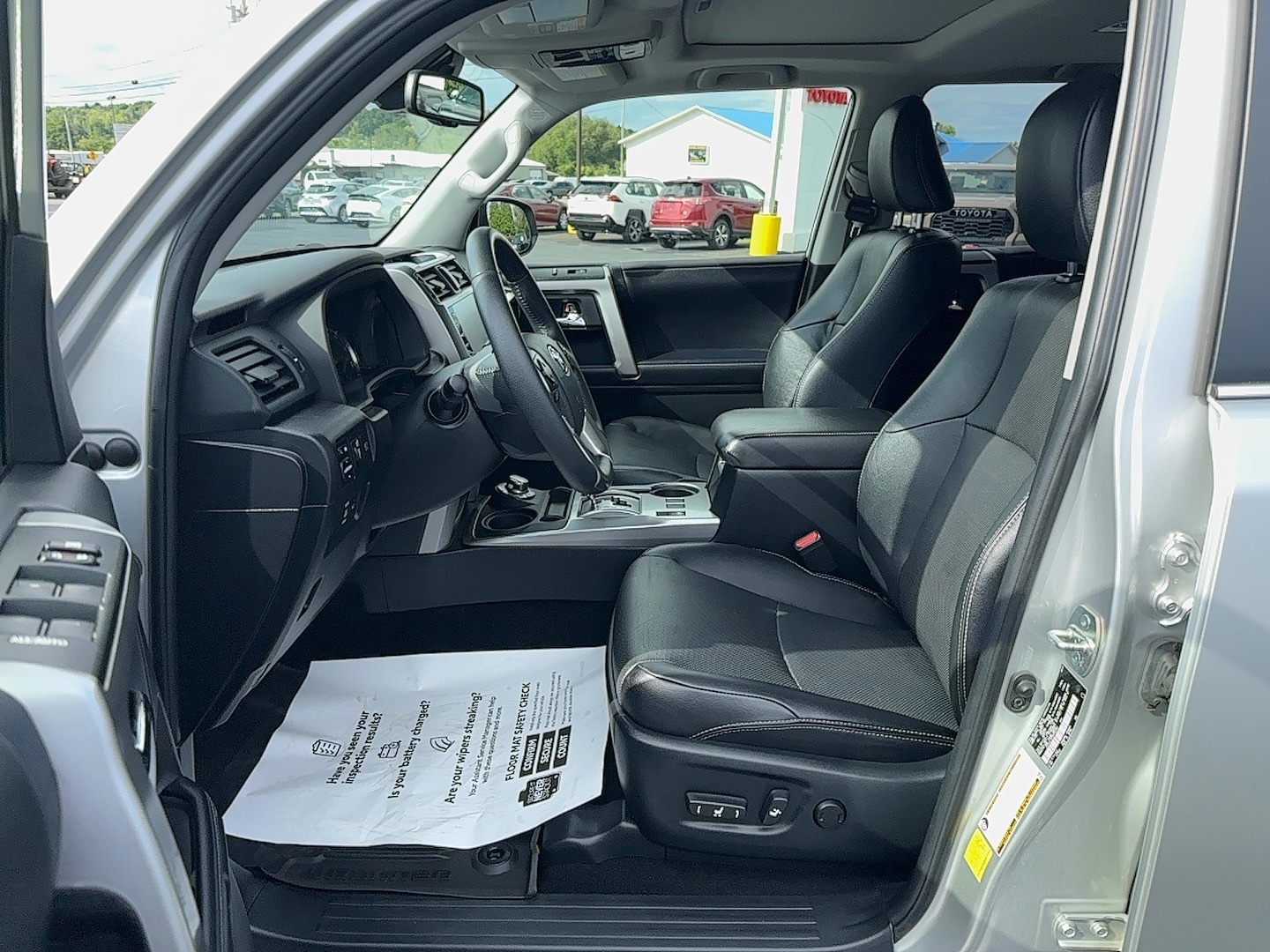 2022 Toyota 4Runner Limited - Photo 13