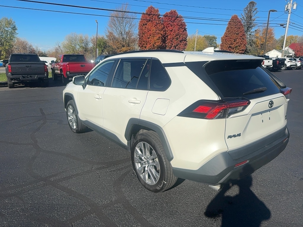 Used 2022 Toyota RAV4 XLE Premium SUV