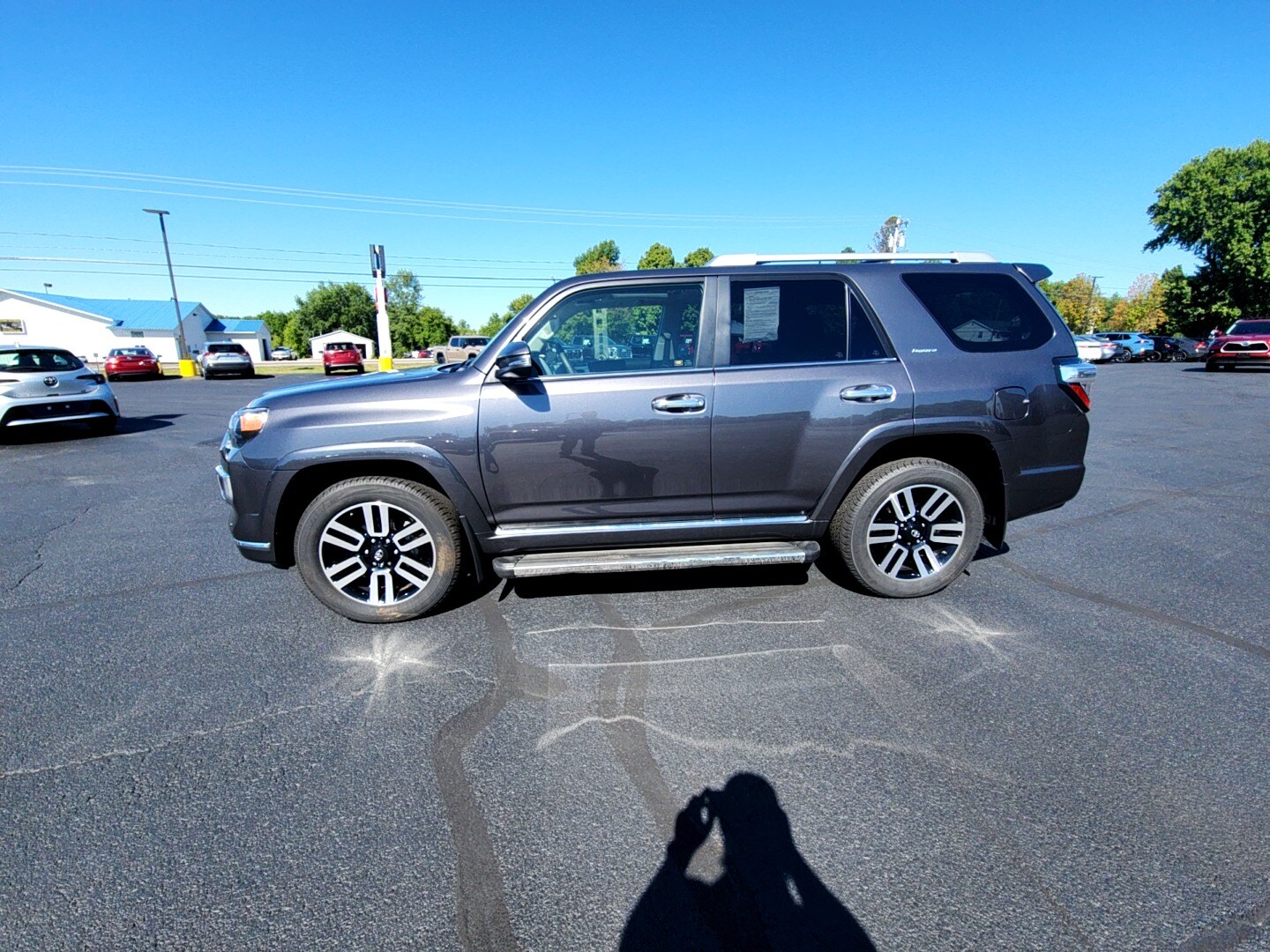 2020 Toyota 4Runner Limited photo 3