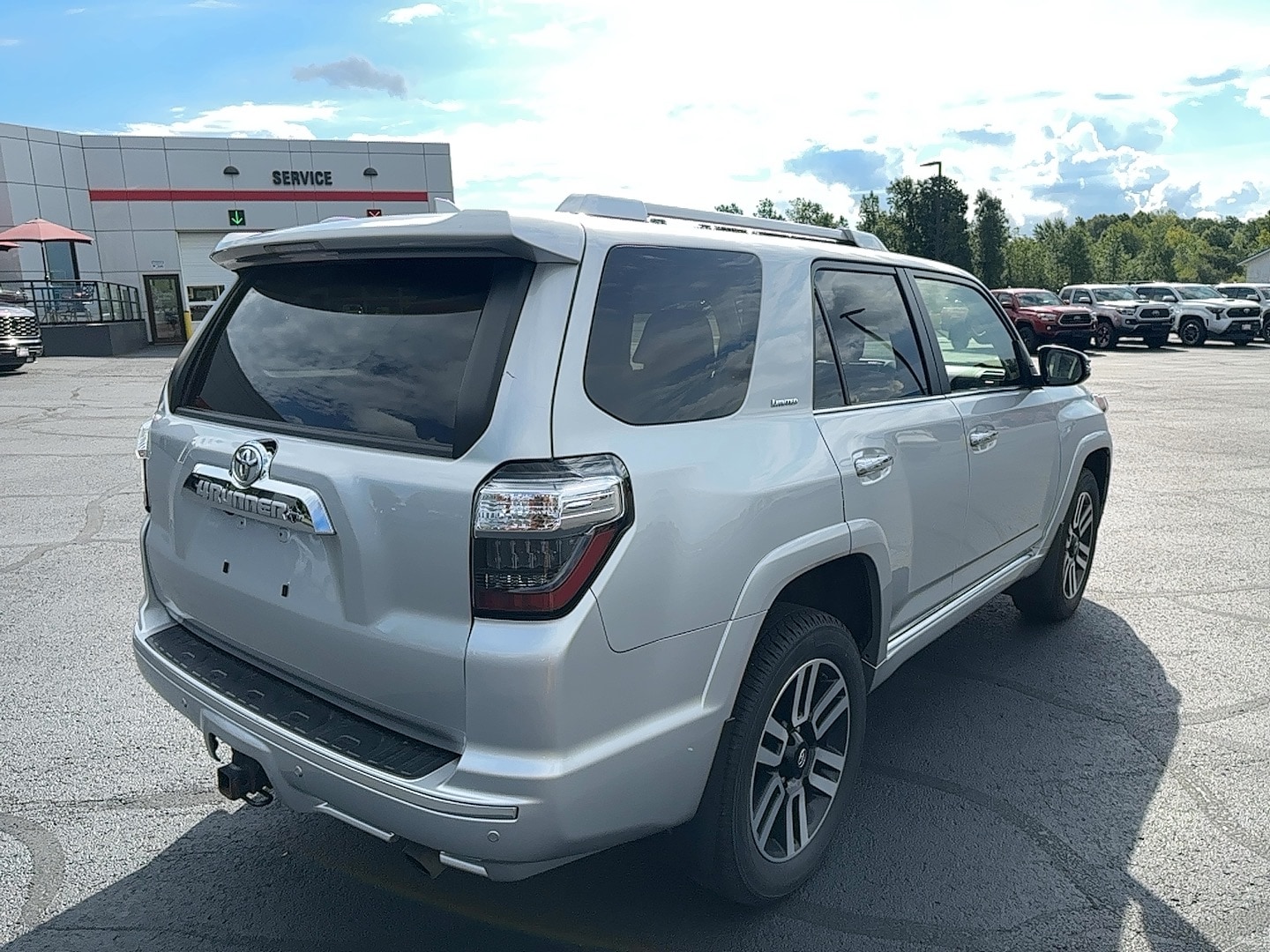 2022 Toyota 4Runner Limited - Photo 7