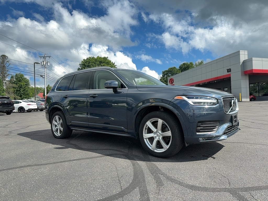 Used 2023 Volvo XC90 B5 AWD Core SUV