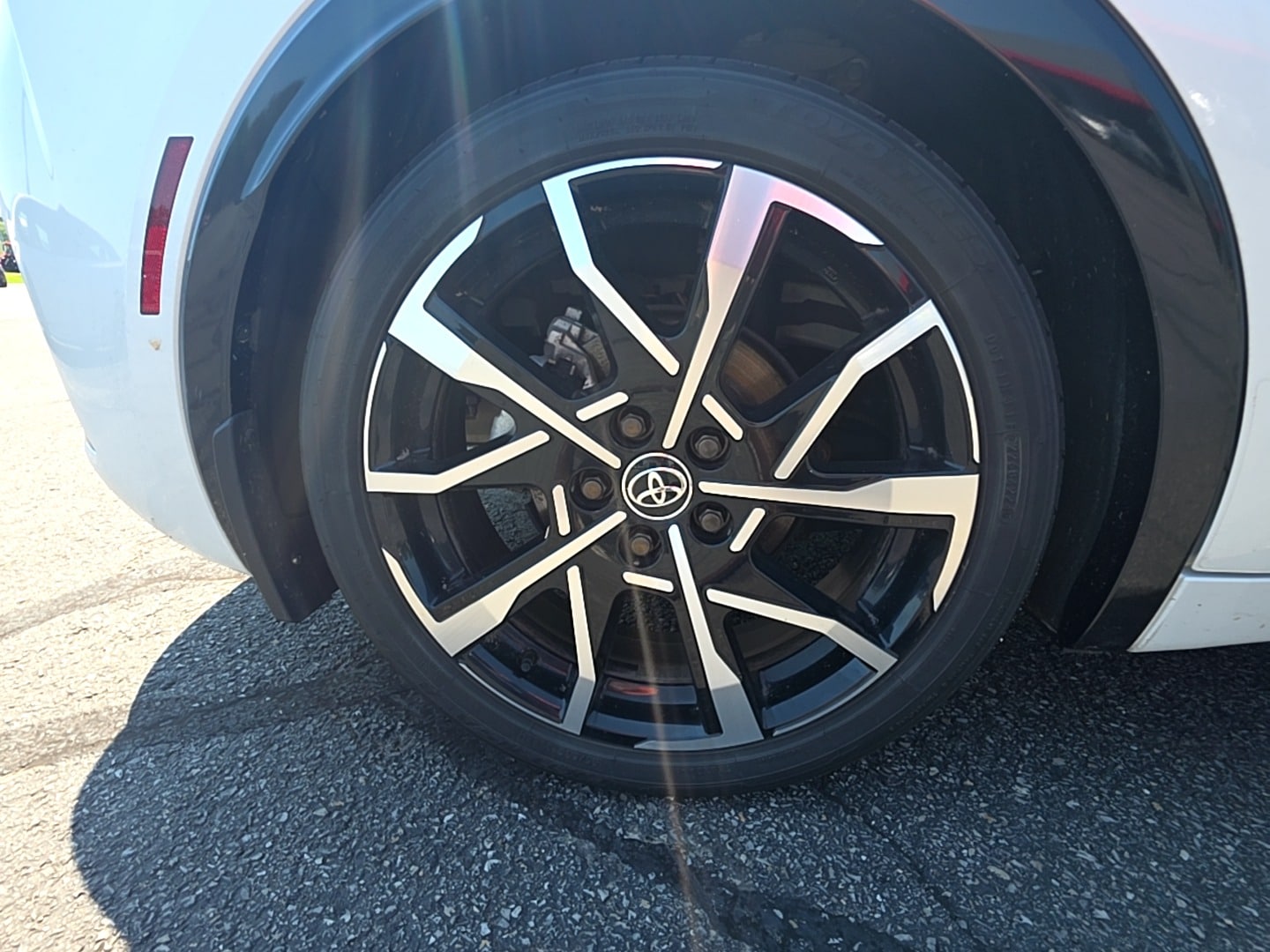 2024 Toyota Prius Prime XSE - Photo 9
