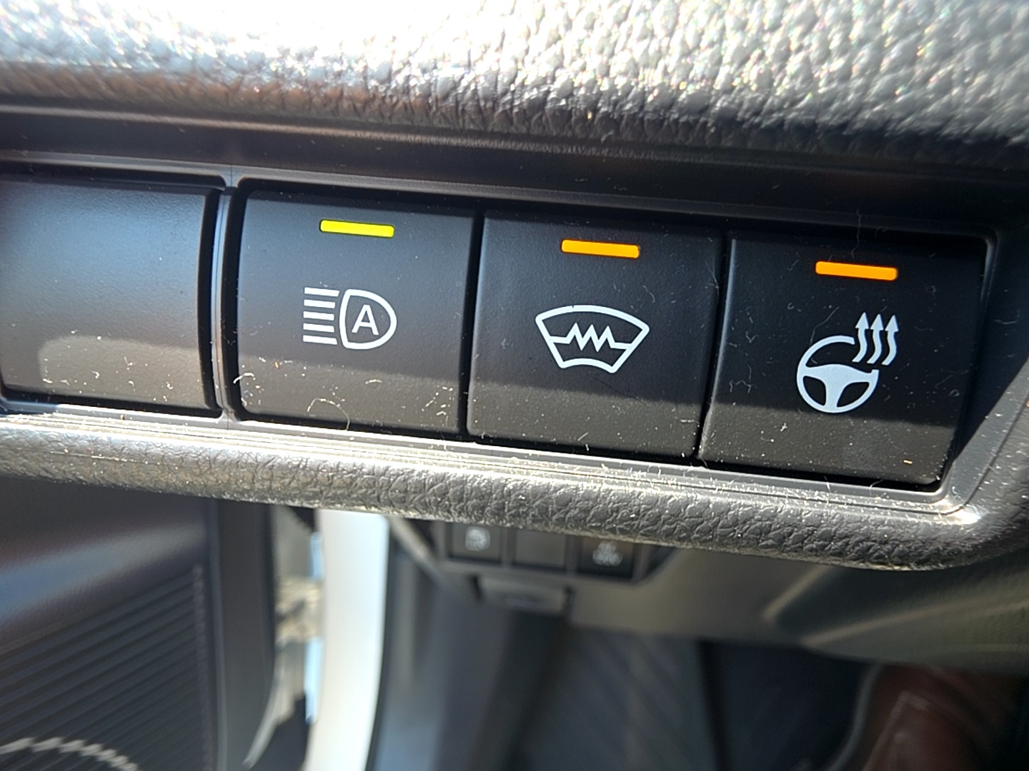 2024 Toyota Prius Prime XSE - Photo 16