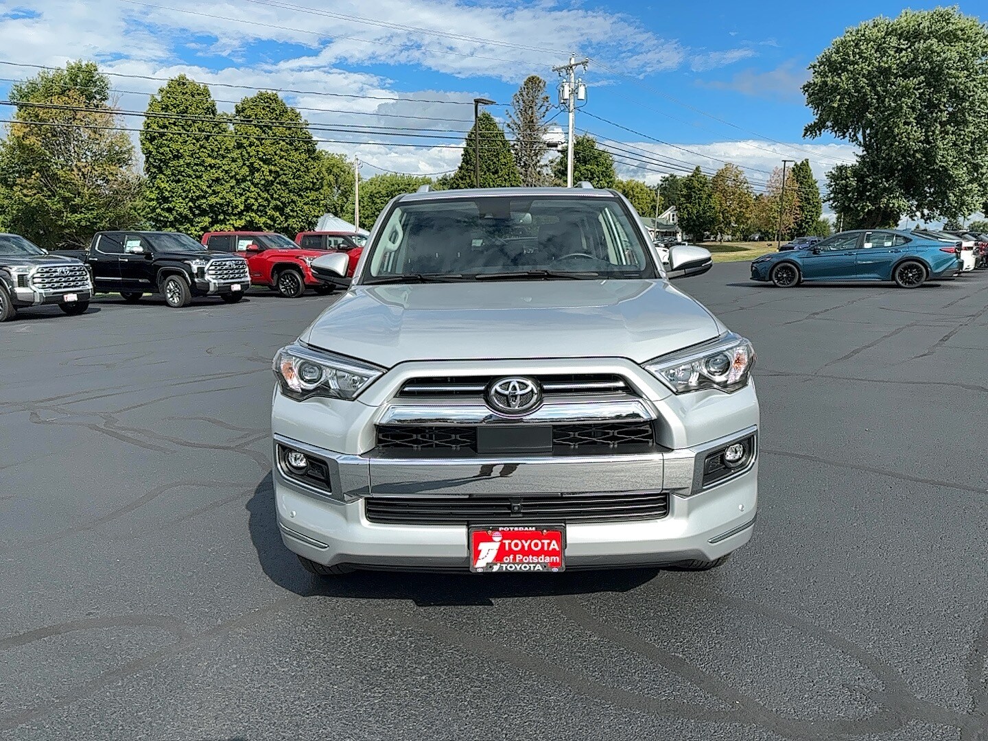 2022 Toyota 4Runner Limited photo 2