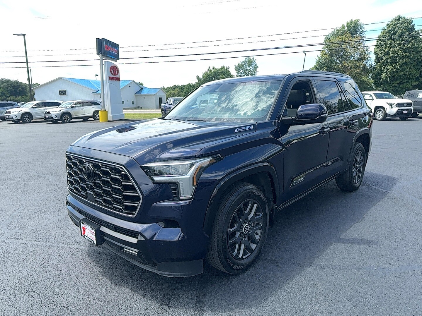 2024 Toyota Sequoia photo 2