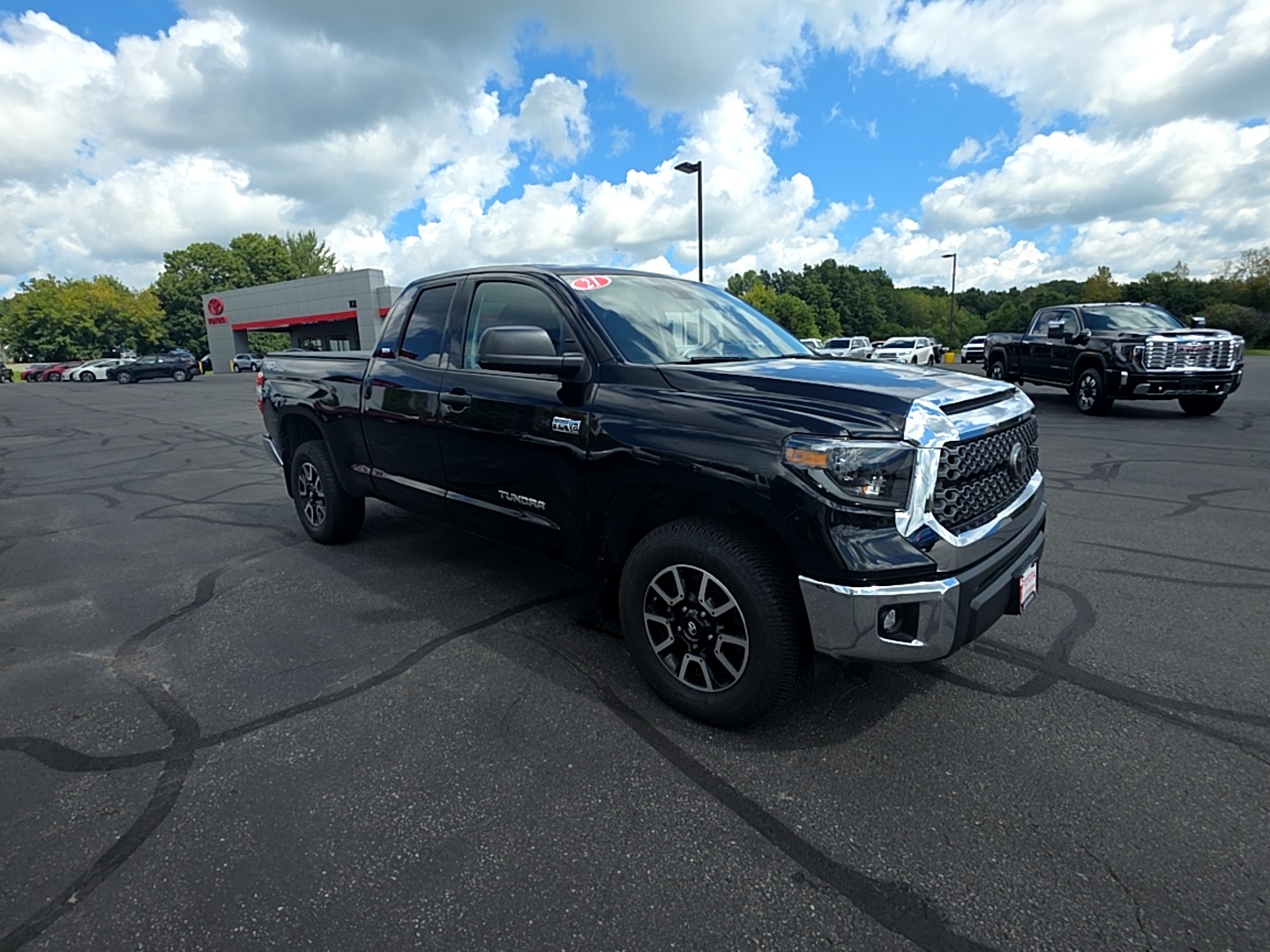 2021 Toyota Tundra SR5 5.7L V8 Truck Double Cab