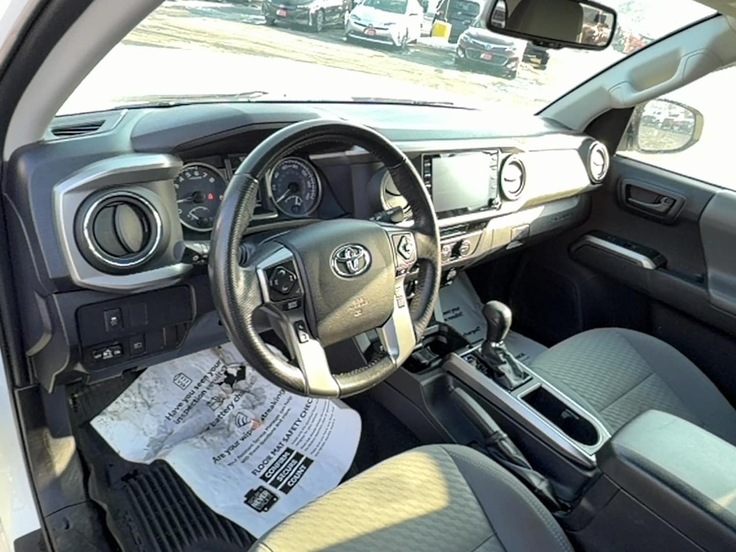 2021 Toyota Tacoma SR5 - Photo 15